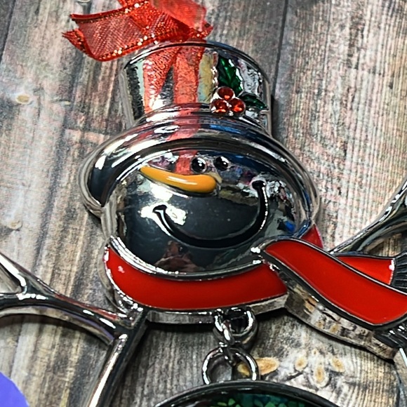 5for$10 Silver Christmas Snowman Ornament Hanging Green Dragonfly NWOT - Picture 3 of 4